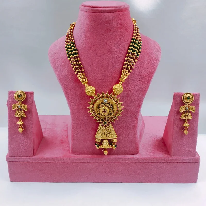 Akruti Collection Gold Plated Pota Stone And Pearls Necklace Set