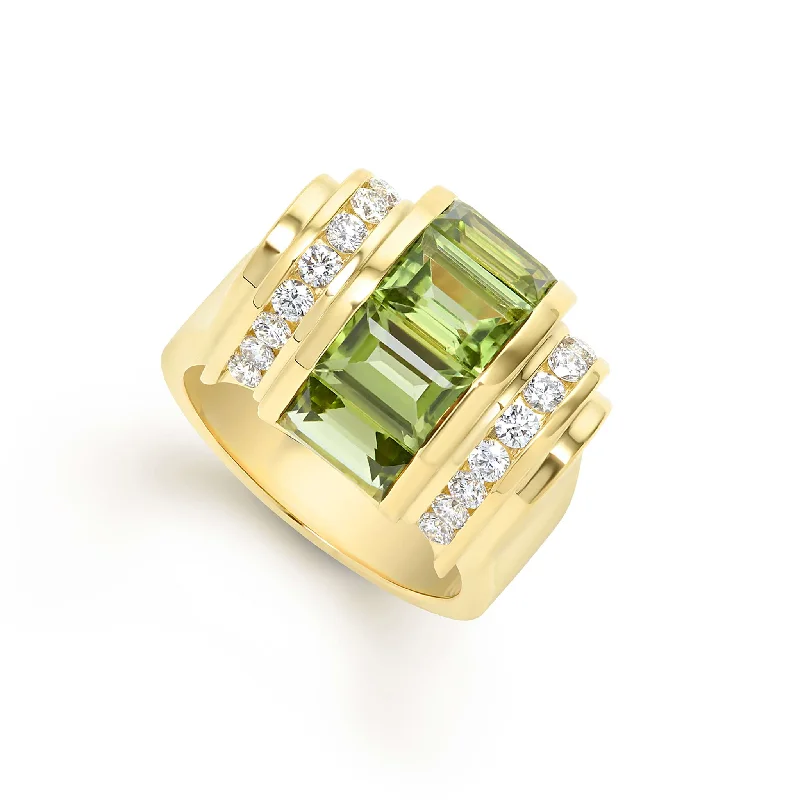 Studio 18K Gold Peridot and Diamond Ring