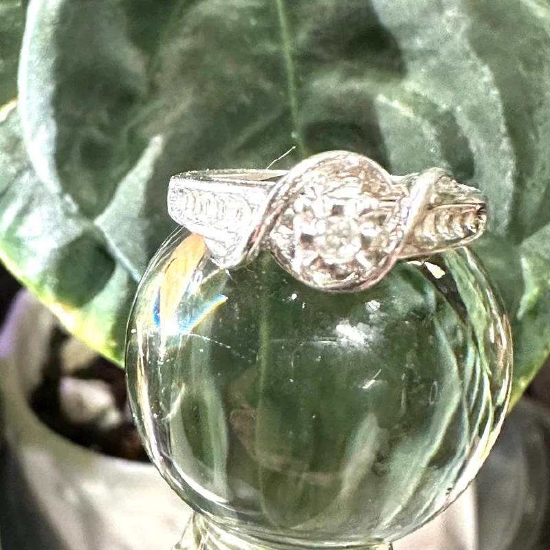 Vintage Sterling Silver .20CT Diamond Ring Size 7