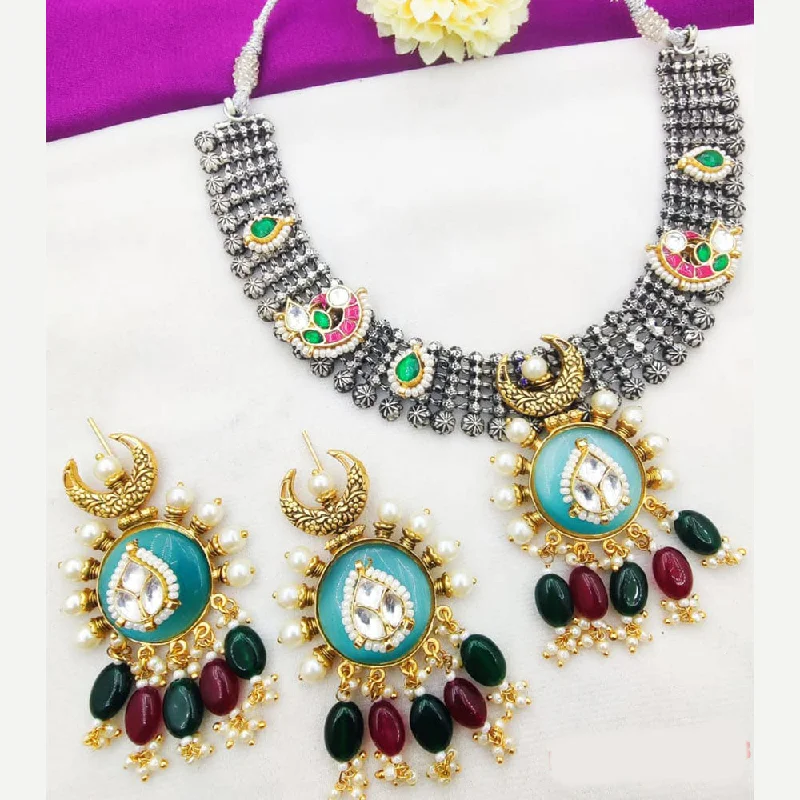 Fancyla 2 Tone Plated Kundan Stone And Pearls Necklace Set